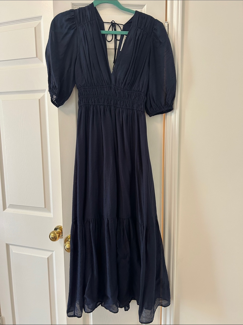 Women's Navy V-Neck Smocked Waist Midi Dress